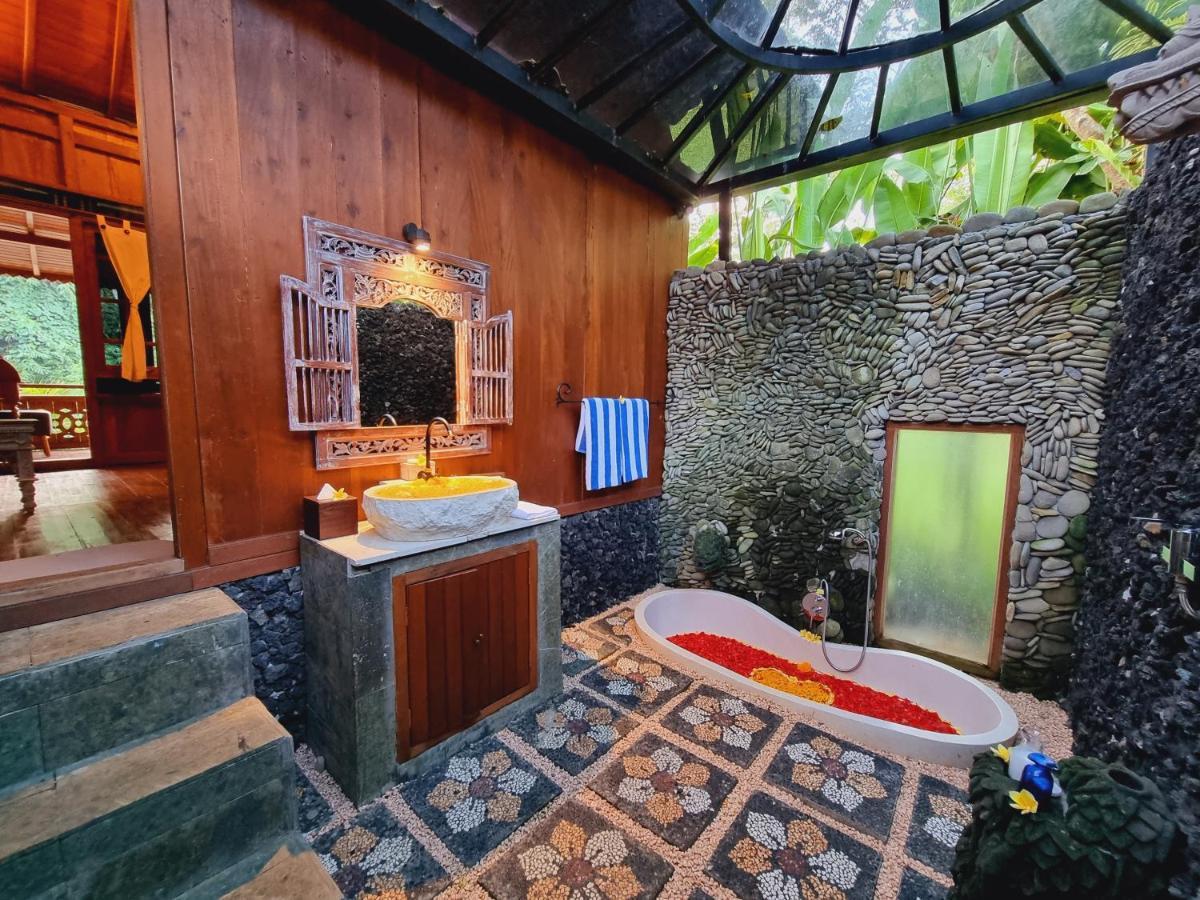 Avalon Ubud Castle & Spa Zewnętrze zdjęcie