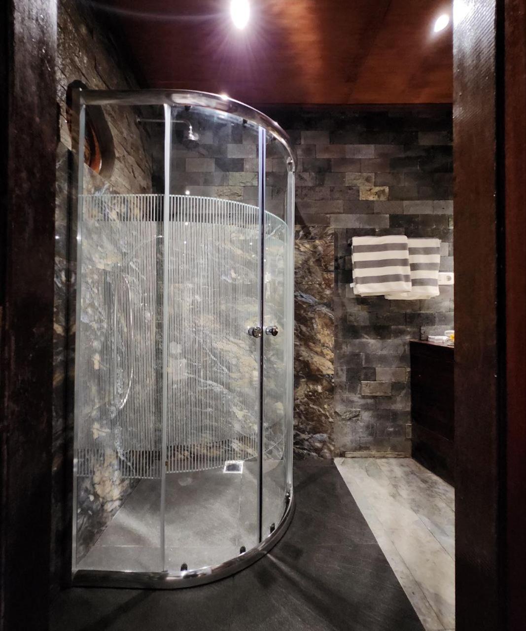 Avalon Ubud Castle & Spa Zewnętrze zdjęcie